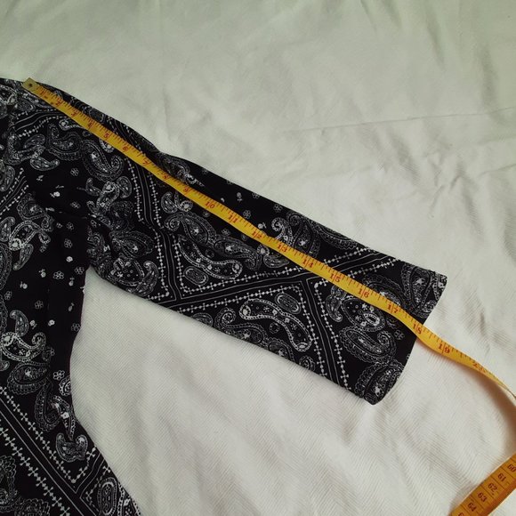 VAMP  women's top. Cowl Neck with 3/4 sleeves Size Medium - Picture 6 of 10